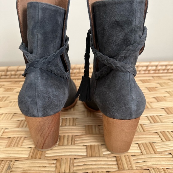 Huma Blanco Braided Suede Boots 37.  Never worn! - Picture 3 of 5